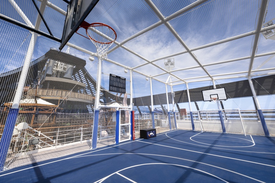 MSC Cruises MSC Seashore Sports Arena 1.jpg